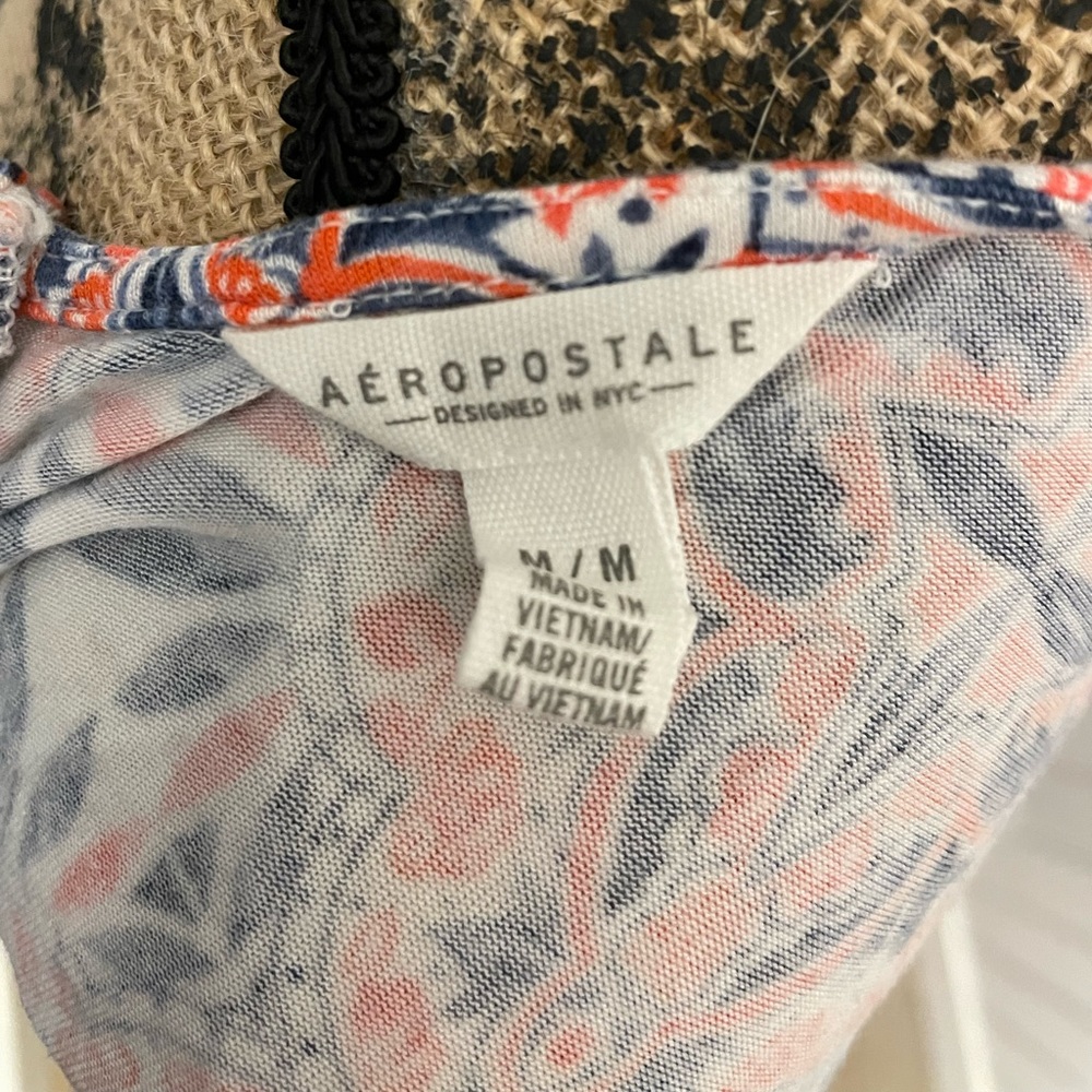 Patterned Tank Top - Picture 5 of 6